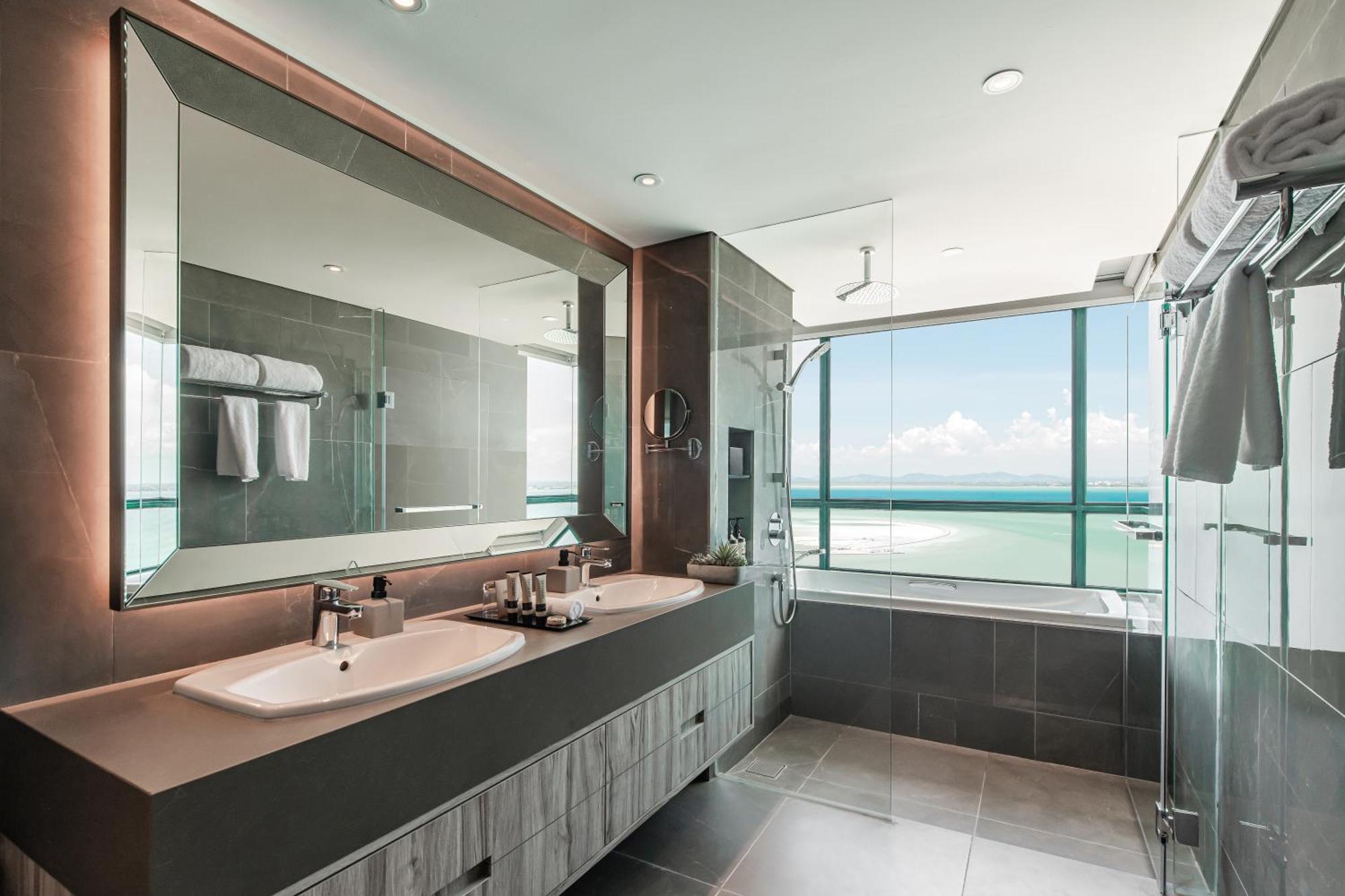 Ascott Gurney Penang Hotel George Town Exterior foto Bathroom